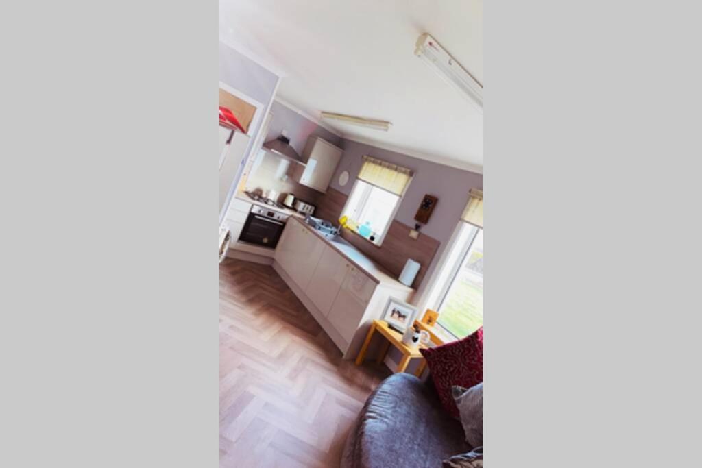 Two Bed Bungalow With Garage And Hot Tub Apartman Thurso Kültér fotó